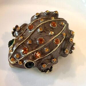 Vintage Whimsical Enameled Rhinestone Toad Frog Brooch Pin
